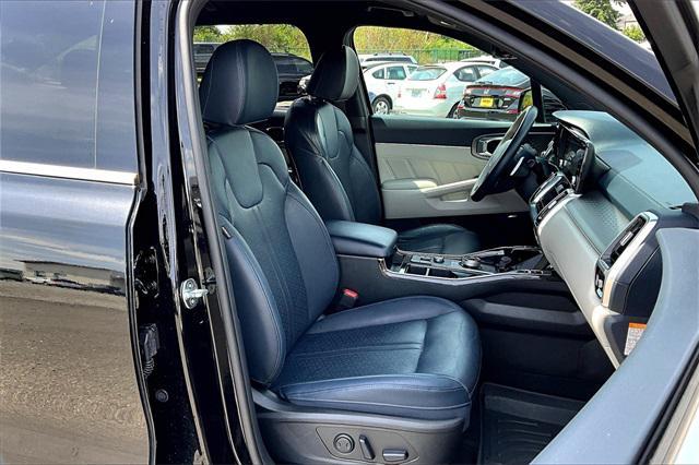 used 2023 Kia Sorento Hybrid car, priced at $31,977