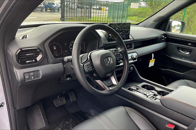 new 2025 Honda Pilot car, priced at $49,875