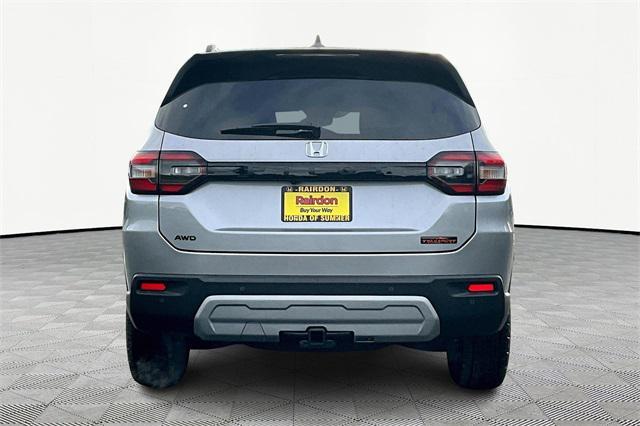 new 2025 Honda Pilot car, priced at $51,375