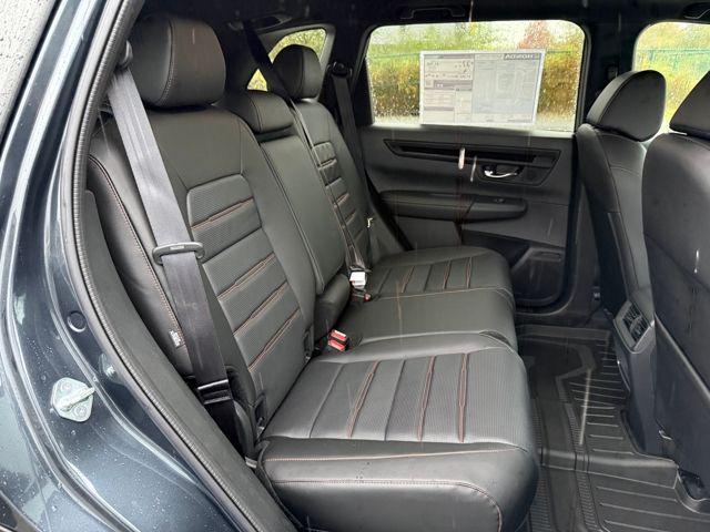 new 2026 Honda CR-V Hybrid car, priced at $40,675