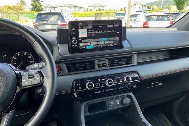 used 2025 Honda Pilot car, priced at $43,977