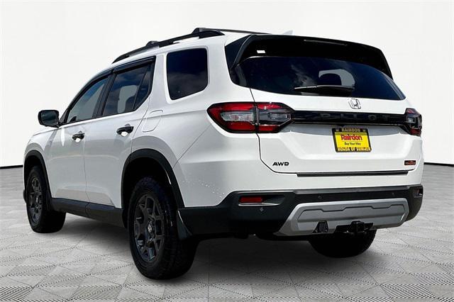 used 2025 Honda Pilot car, priced at $43,977