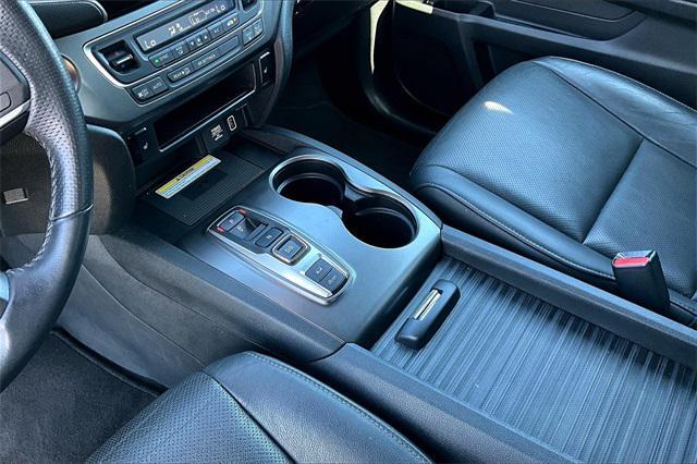 used 2022 Honda Passport car, priced at $33,977