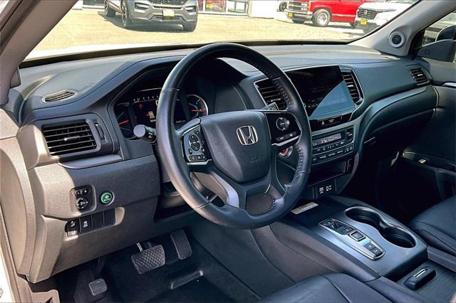 used 2022 Honda Pilot car, priced at $33,591