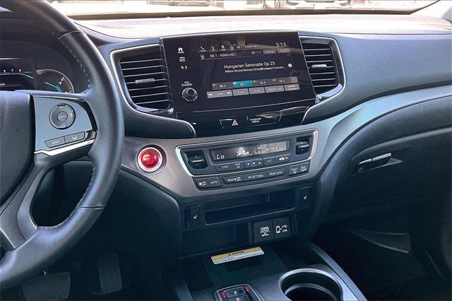 used 2022 Honda Pilot car, priced at $33,591