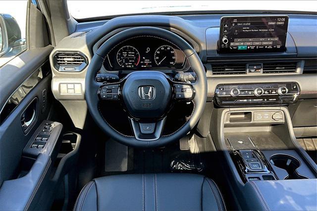 new 2025 Honda Pilot car, priced at $51,305
