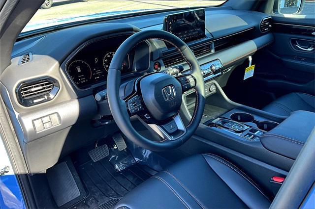 new 2025 Honda Pilot car, priced at $51,305