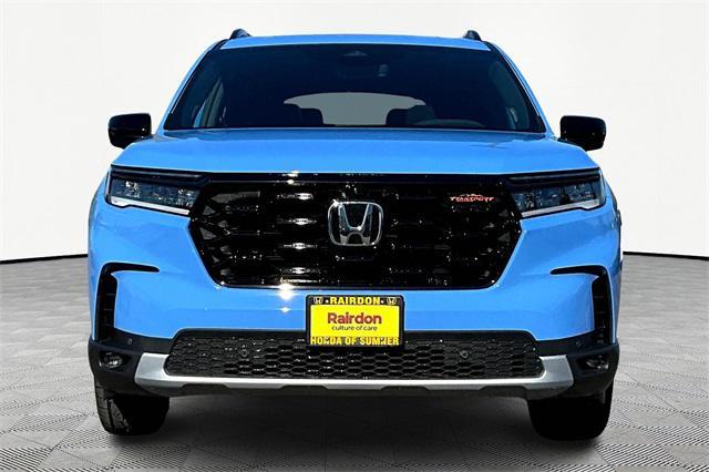 new 2025 Honda Pilot car, priced at $51,305