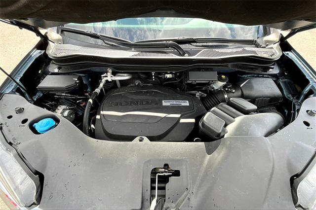 used 2016 Honda Pilot car, priced at $17,977