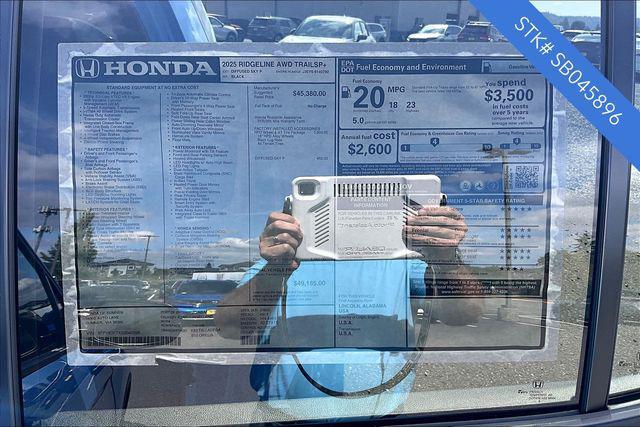 new 2025 Honda Ridgeline car, priced at $46,185