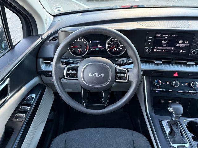 used 2022 Kia Carnival car, priced at $25,888