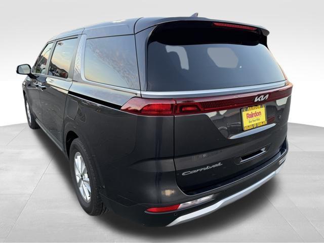 used 2022 Kia Carnival car, priced at $25,888