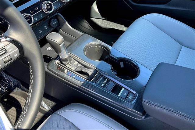 new 2025 Honda Civic Hybrid car, priced at $33,100