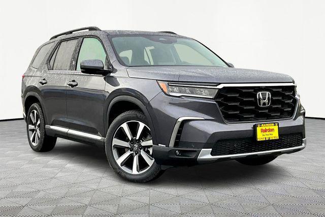 new 2025 Honda Pilot car, priced at $50,000