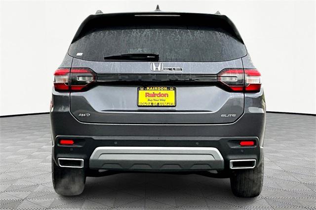 new 2025 Honda Pilot car, priced at $54,530