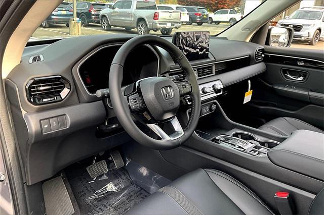 new 2025 Honda Pilot car, priced at $51,780