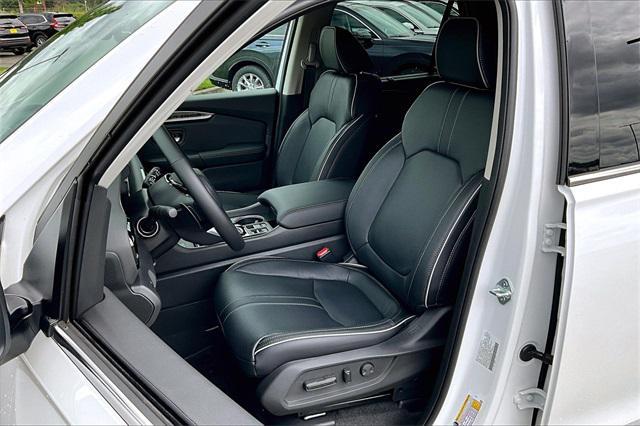 new 2025 Honda Pilot car, priced at $54,985