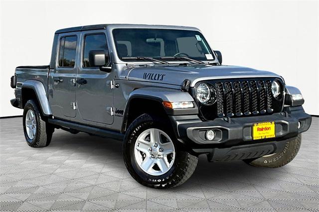 used 2021 Jeep Gladiator car, priced at $31,977