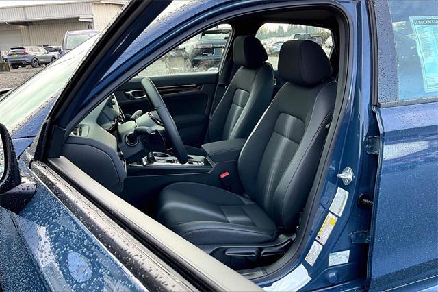 new 2025 Honda Civic Hybrid car, priced at $30,555