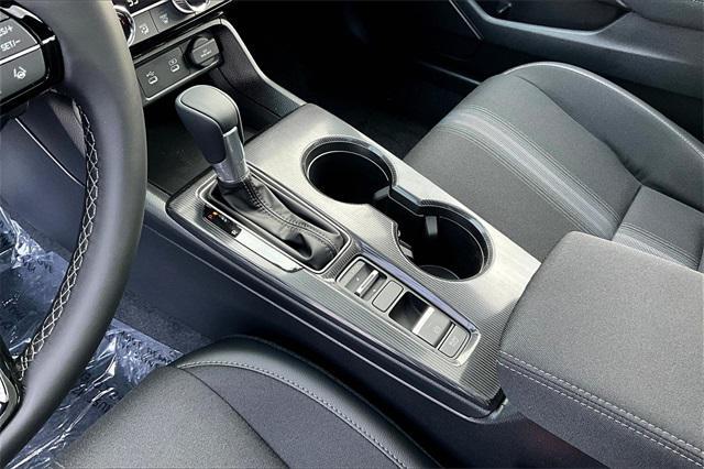 new 2025 Honda Civic Hybrid car, priced at $30,555