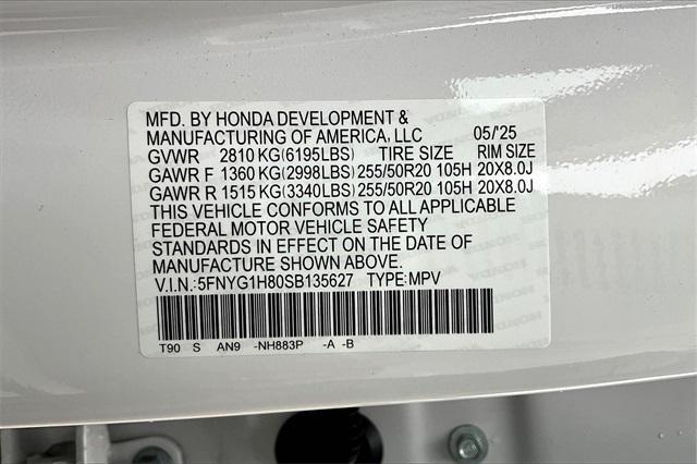 new 2025 Honda Pilot car, priced at $54,985