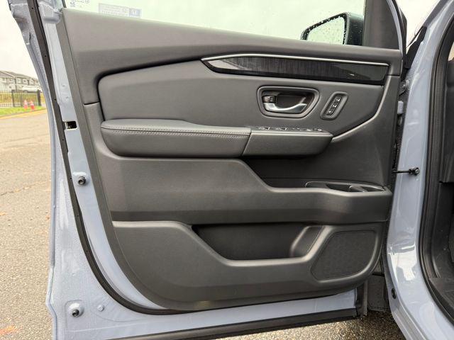 new 2025 Honda Pilot car, priced at $53,530