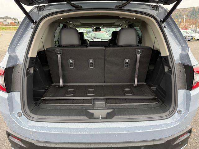 new 2025 Honda Pilot car, priced at $53,530