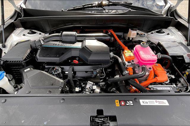 used 2023 Kia Sorento Hybrid car, priced at $30,391