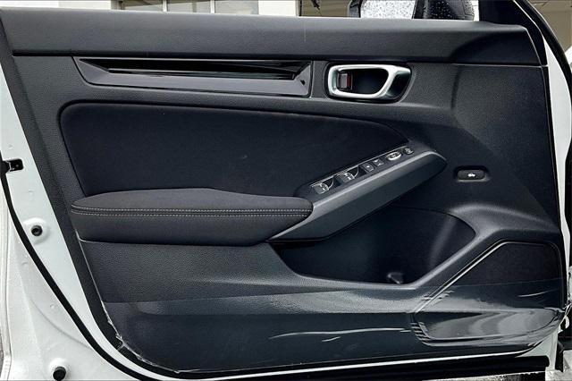 new 2025 Honda Civic Hybrid car, priced at $30,555