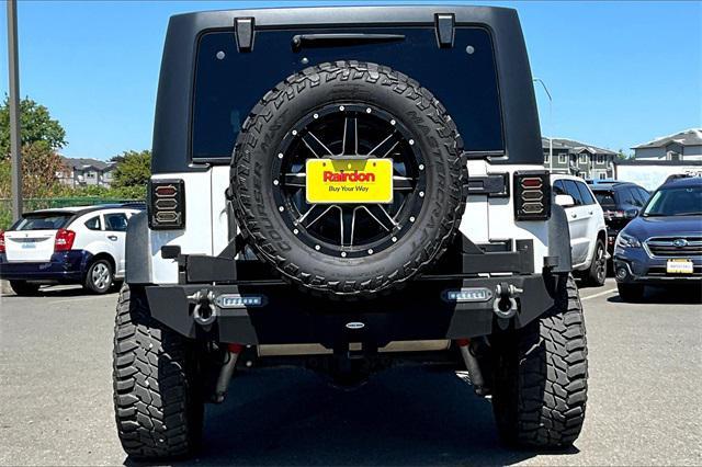 used 2015 Jeep Wrangler Unlimited car, priced at $24,977