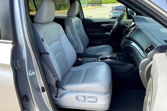 used 2022 Honda Passport car, priced at $32,591
