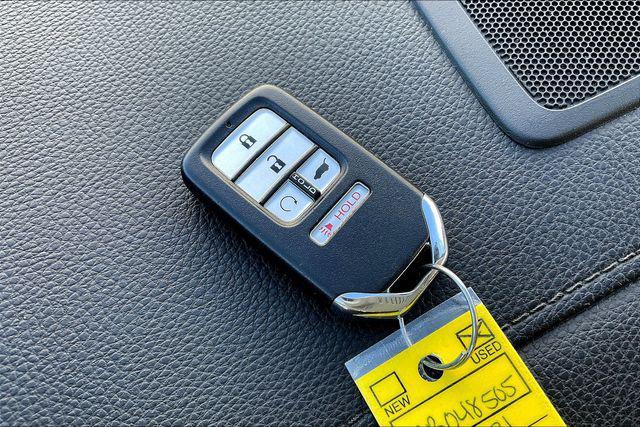 used 2021 Honda Pilot car, priced at $28,491