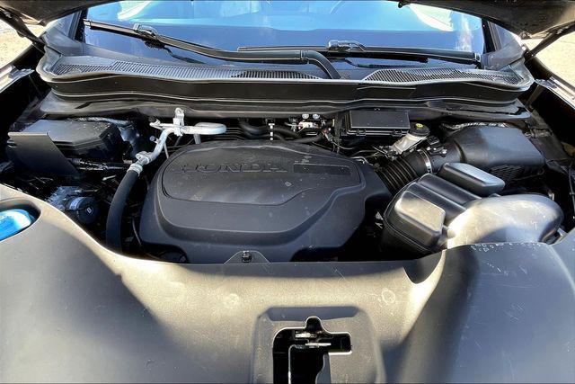 used 2021 Honda Pilot car, priced at $28,491