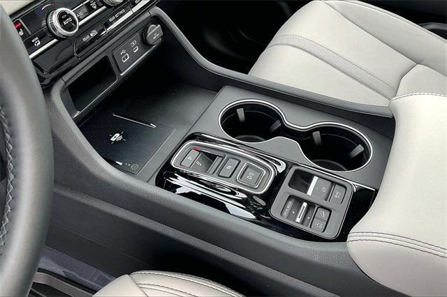 new 2025 Honda Pilot car, priced at $51,050