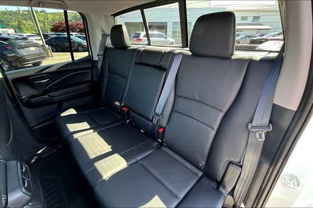 new 2025 Honda Ridgeline car, priced at $42,395