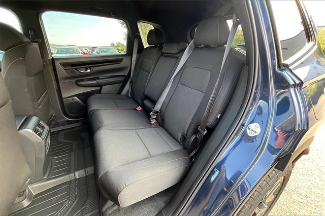new 2026 Honda CR-V Hybrid car, priced at $40,195