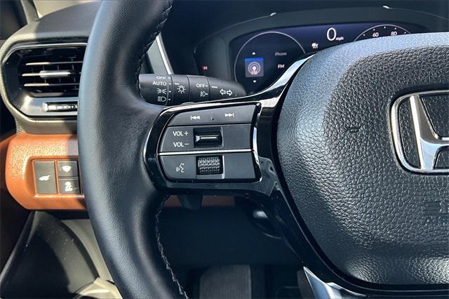 used 2025 Honda Pilot car, priced at $48,491