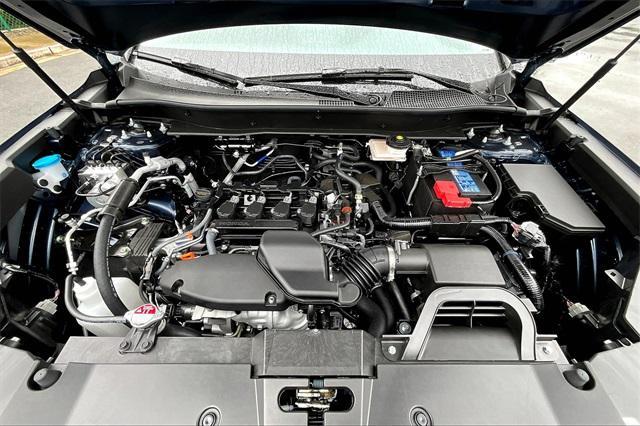new 2025 Honda CR-V car, priced at $32,995