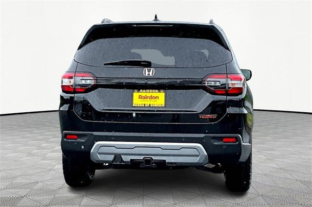 new 2025 Honda Pilot car, priced at $50,850