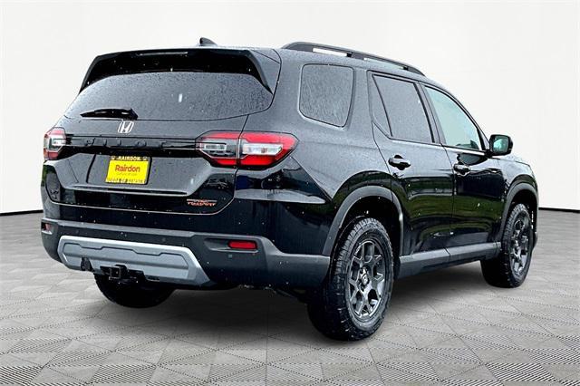 new 2025 Honda Pilot car, priced at $50,850