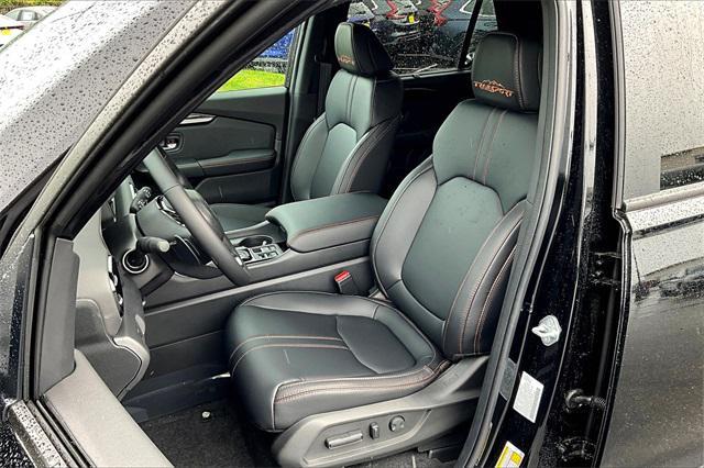 new 2025 Honda Pilot car, priced at $50,850