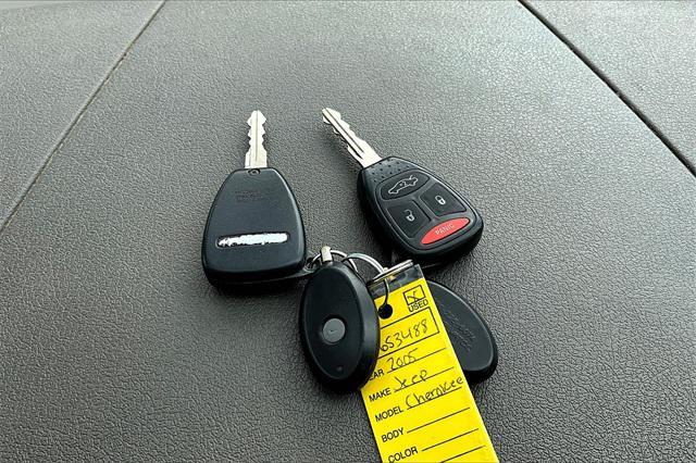 used 2005 Jeep Grand Cherokee car, priced at $5,977