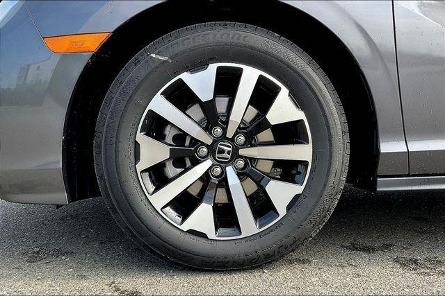 new 2026 Honda Odyssey car, priced at $44,290