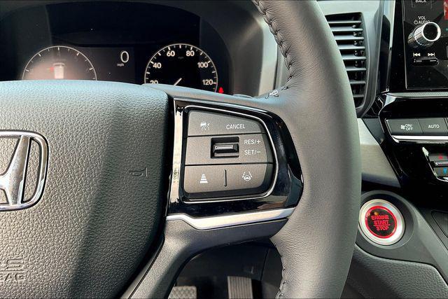 new 2026 Honda Odyssey car, priced at $44,290