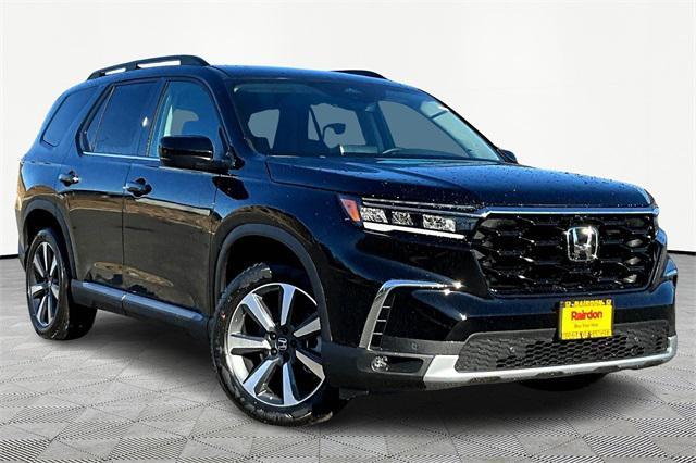 new 2025 Honda Pilot car, priced at $54,475