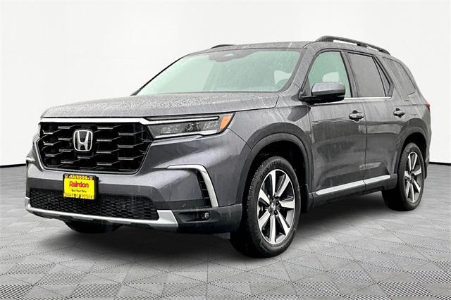 new 2025 Honda Pilot car, priced at $50,995