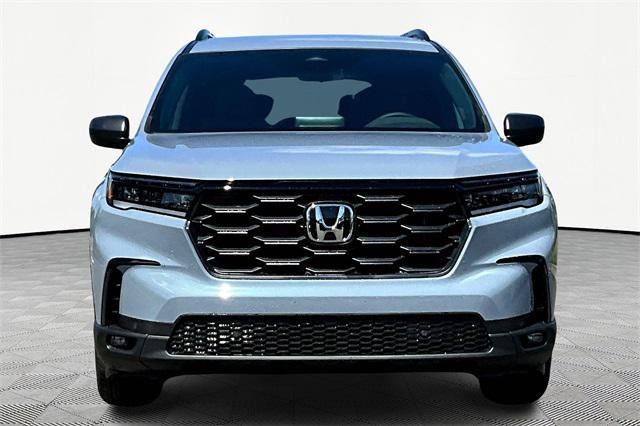 new 2025 Honda Pilot car, priced at $44,150