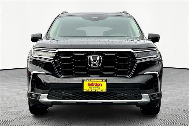 new 2025 Honda Pilot car, priced at $56,250