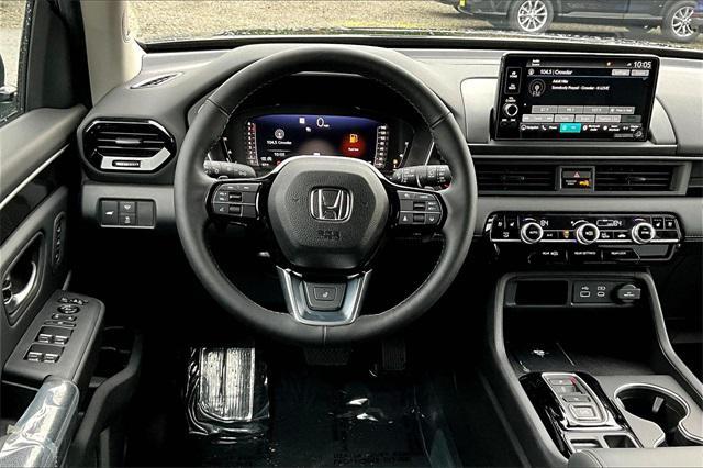 new 2025 Honda Pilot car, priced at $56,250