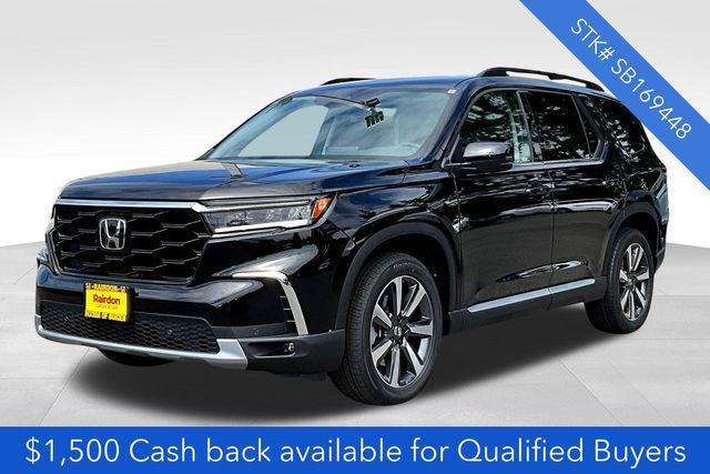 new 2025 Honda Pilot car, priced at $49,595